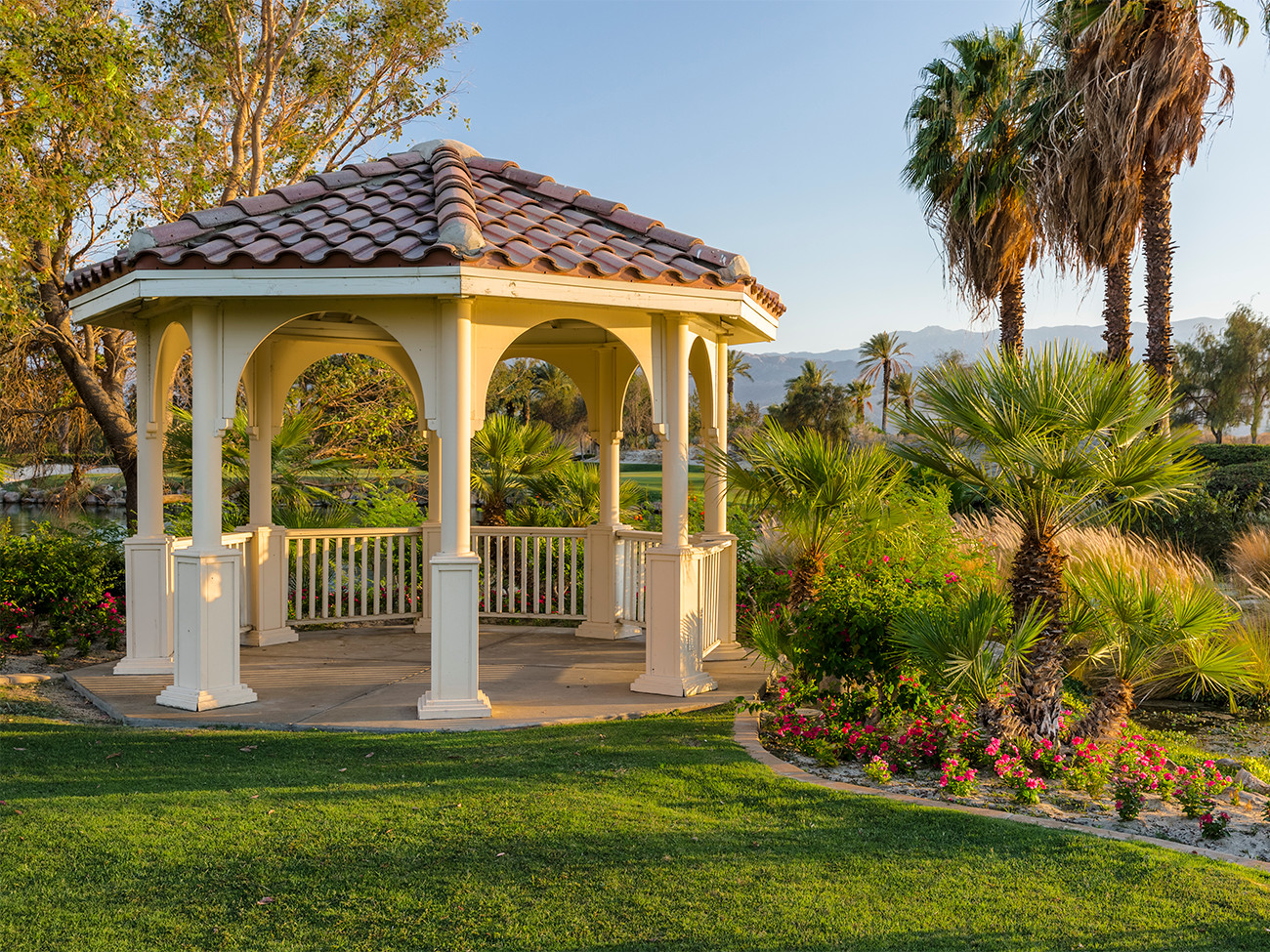 MARRIOTT’S SHADOW RIDGE VILLAGES-Palm Desert-1 BR *June & July DATES* No Tour!