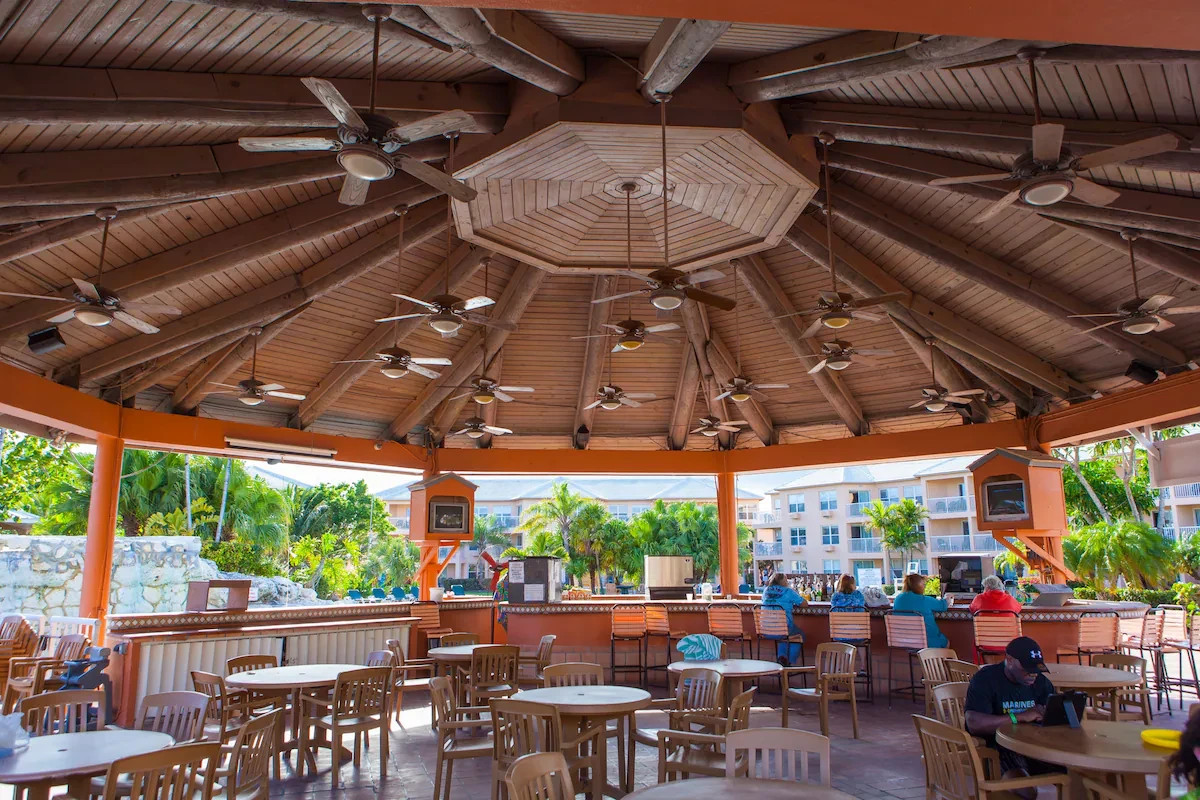 Island Seas Resort, Grand Bahama Island, 7 days,Sleeps 4 or 6, Beachfront Resort