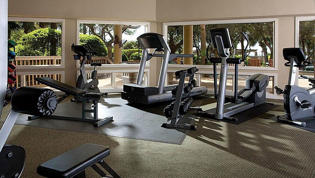 July Beach Week! Marriott Monarch Sea Pines Hilton Head Oceanfront Villa $385/NT