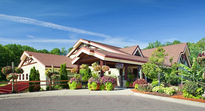 CHRISTMAS MOUNTAIN, WISCONSIN DELLS, 2 BEDROOM VILLA, SLEEPS 6, JULY 5-7