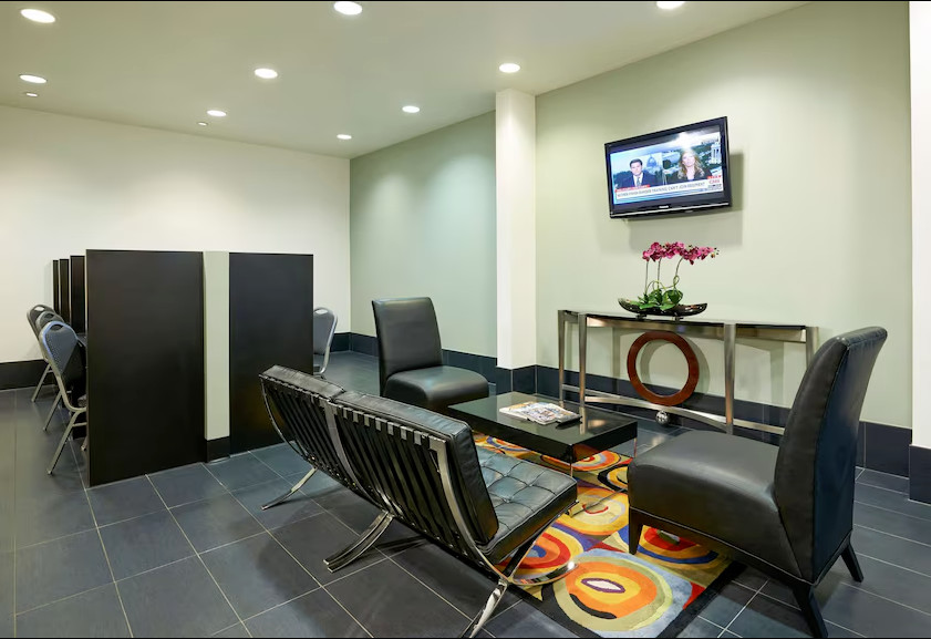 Las Vegas Hilton Grand Vacations Club Elara HGVC $160/night Studio Sleep 4