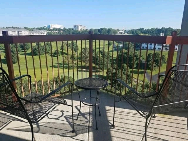 Branson, Missouri- 4 days/3 nights Grand Crowne Resort -2 Bedroom Villa 6 Guests