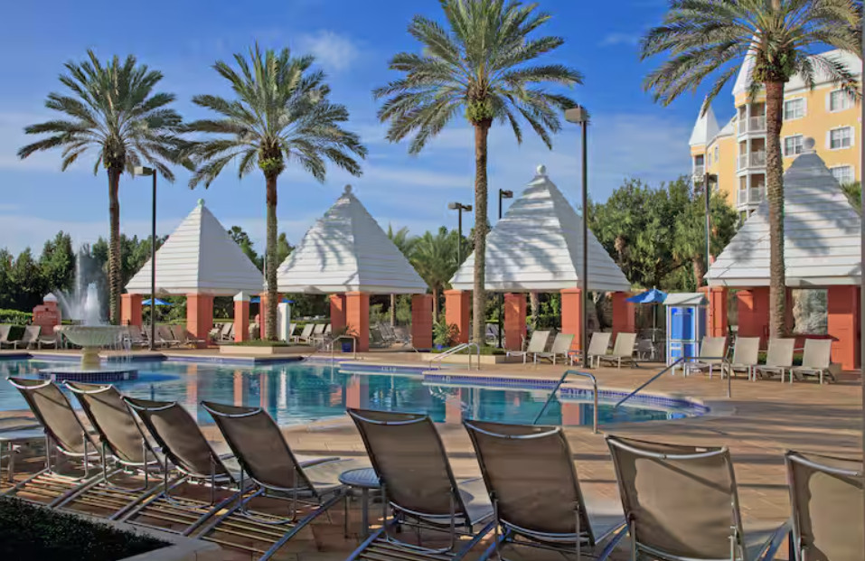 Mon-Fri 4 Nights $99 Each SeaWorld Orlando Hilton Grand Vacations Club Studio