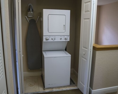 NOVEMBER WEEKS 2026~ Villas at Regal Palms~4BR/4BA townhome~ 7/N~NO RESORT FEE