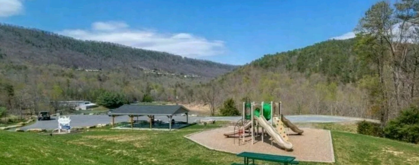 2025 WEEKS~Eagle Trace at Massanutten/VA~2 BR/2 BA~SLPS 8-12