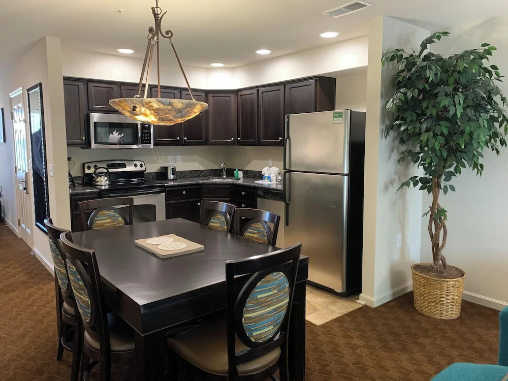 7 night 10/10 to 10/17/26 2BR 2bth Full Kitchen @ Colonies at Williamsburg VA