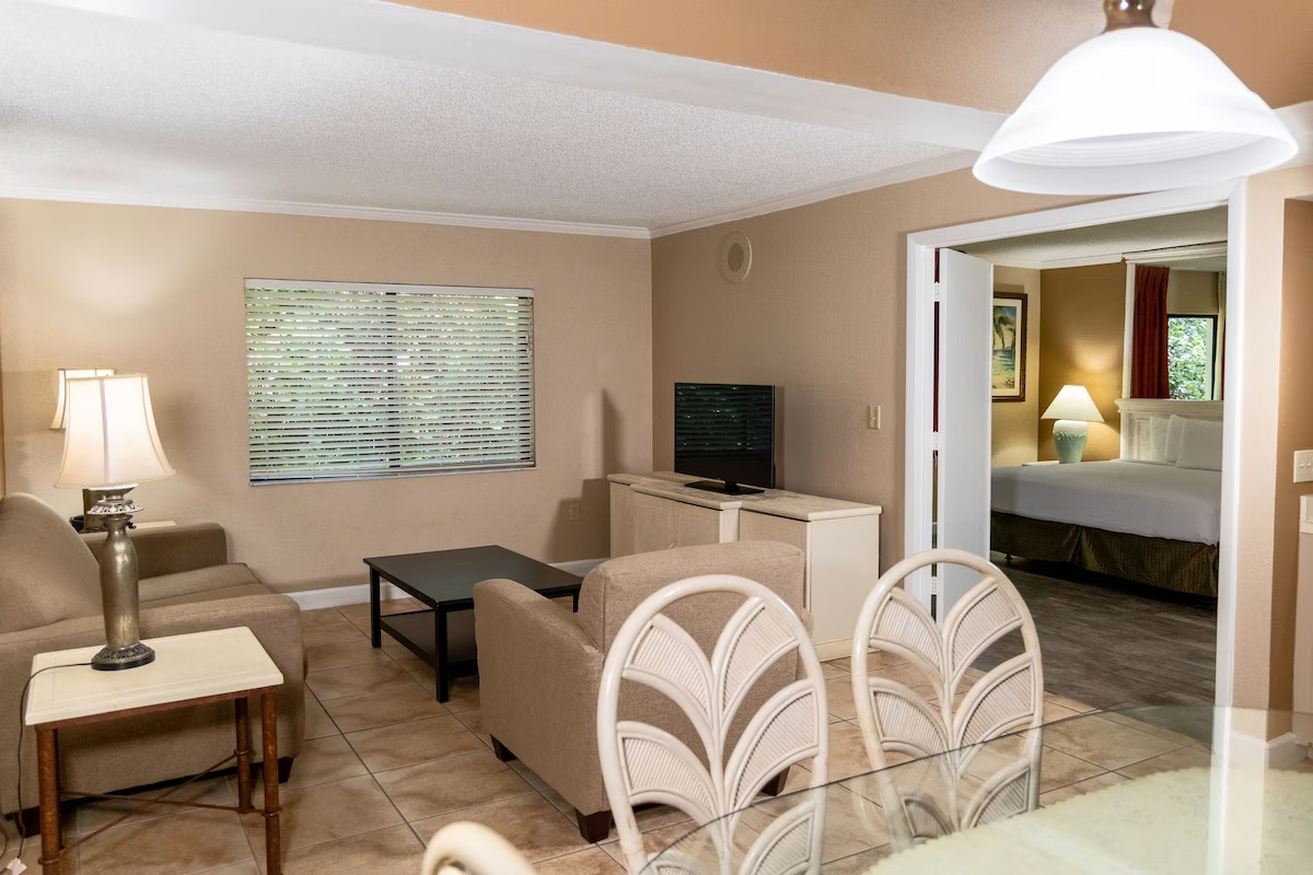Welcome to Legacy Vacation Club Orlando – Oaks, Kissimmee, FL