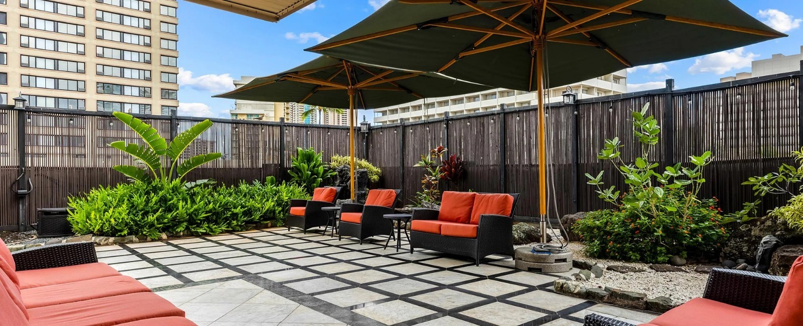 Wyndham Royal Garden WAIKIKI HONOLULU Hawaii 1BR PRESIDENTIAL Luxury Aug 6-11