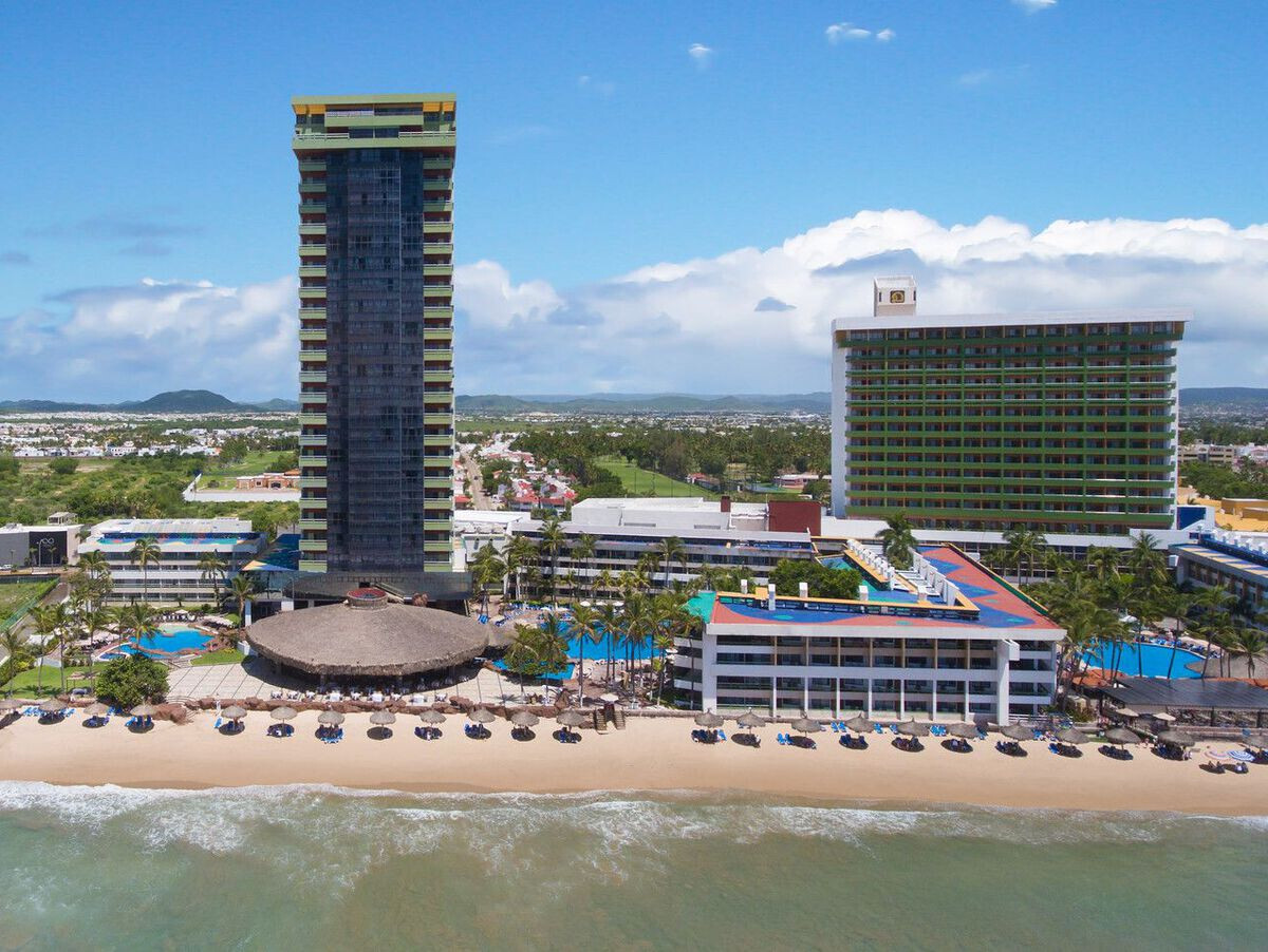 El Cid El Moro Beach ~ Mazatlán MX ~ 1BR/Sleeps 4 ~ 7Nts All-Inclusive ~ 2025