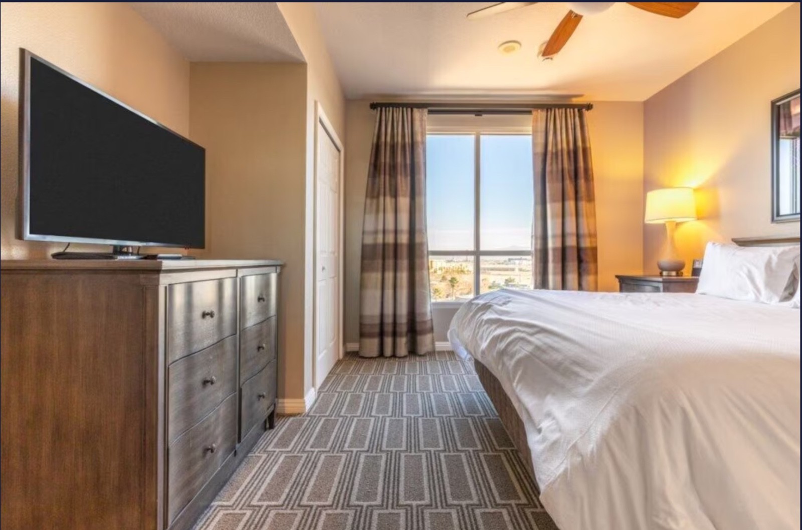NATIONAL RODEO FINALS—LAS VEGAS. all 12 nights $2,995.00
