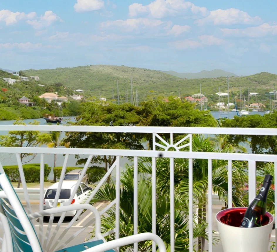 Oyster Bay Beach Resort ~ St Maarten~ Studio/Sleeps 2 ~ 7Nts AUG/SEPT/OCT 2026