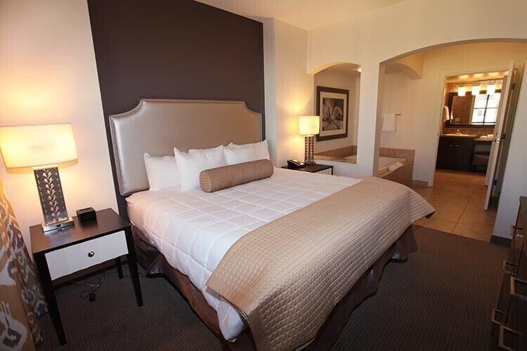 Las Vegas Grandview Timeshare 3 nights/$1000 – (2Bed/2Bath Sleeps 8) Super Bowl