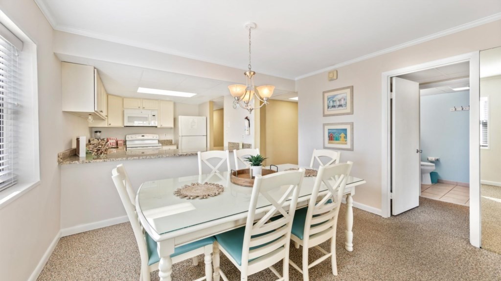****** Ocean Time Resort ******* $425.00 ****** 2 minute walk to the BEACH *****