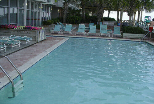 Ocean Front Myrtle Beach Area (Garden City Beach) Condo w/ 2 pools, Washer/Dryer