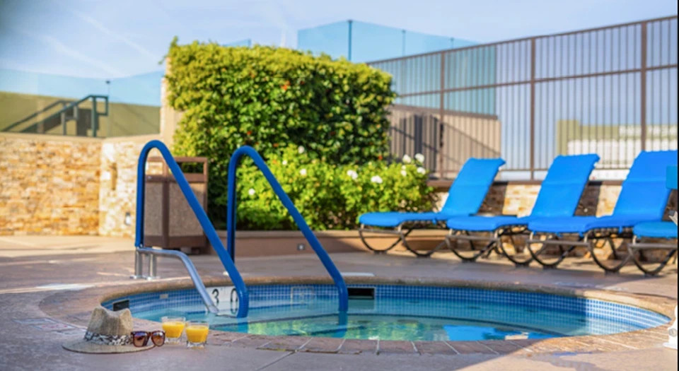 DEC 12-19 WK~ Hilton POLO TOWERS ~ON Vegas STRIP~SLPS 4~PRICE IS PER WEEK