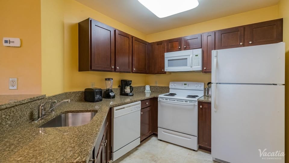 VACATION VILLAGE IN THE BERKSHIRES – RCI Gold Crown Resort in Massachusetts