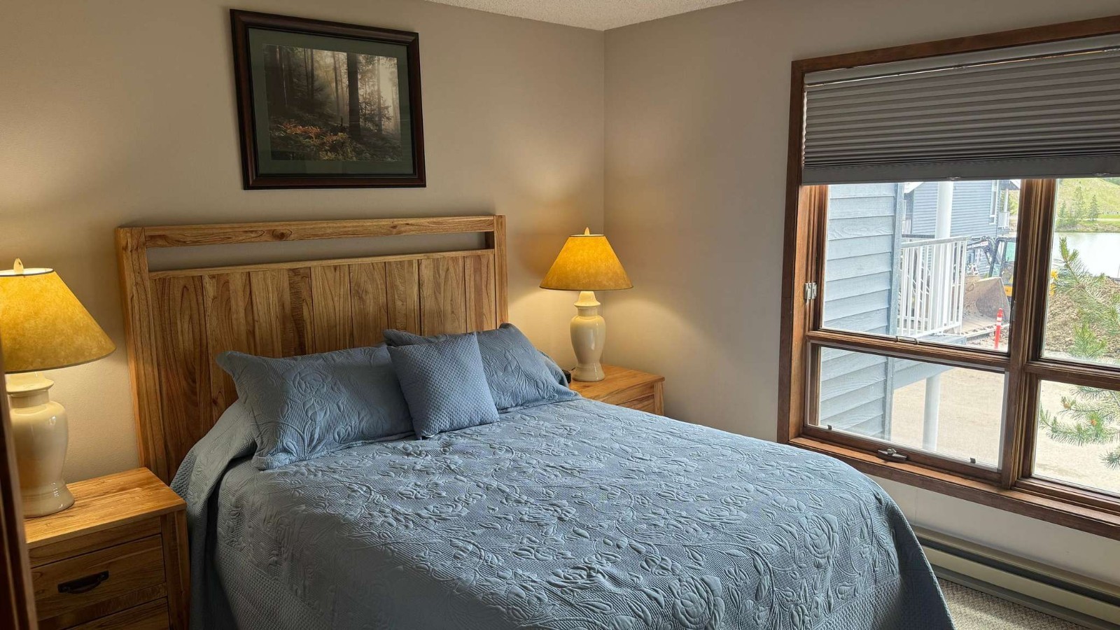 Xmas Ski Week!! Lake Condominiums at Big Sky, Montana Dec 20-27 (sleeps 6-8)