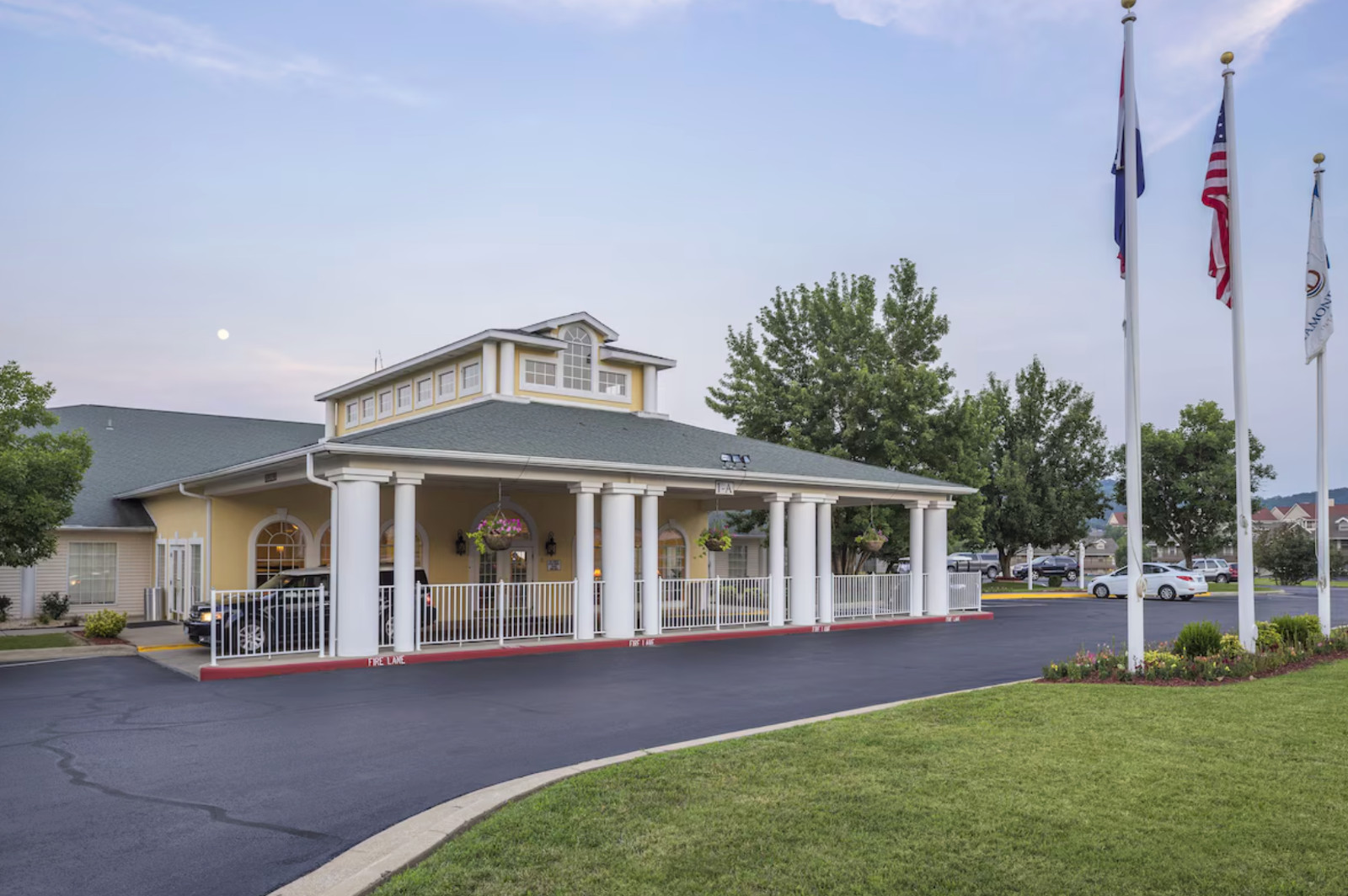 The Suites at Fall Creek ~ MO ~1BR Sleeps 4~7Nts DEC/JAN/FEB/MAR/APR/MAY 2025/26
