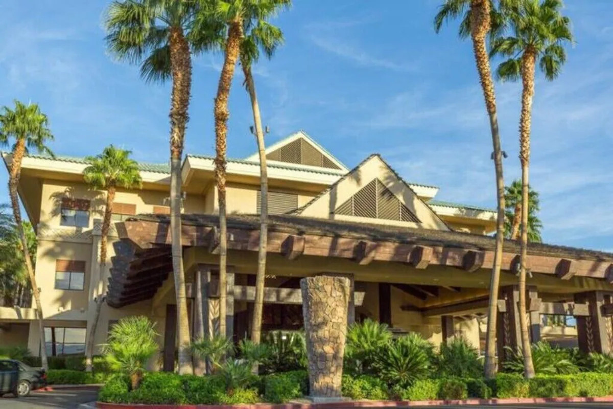 Las Vegas 2 bd 2 bath 1551 sq ft LAZY RIVER!! 5/25-26 1 night MEMORIAL WKND!