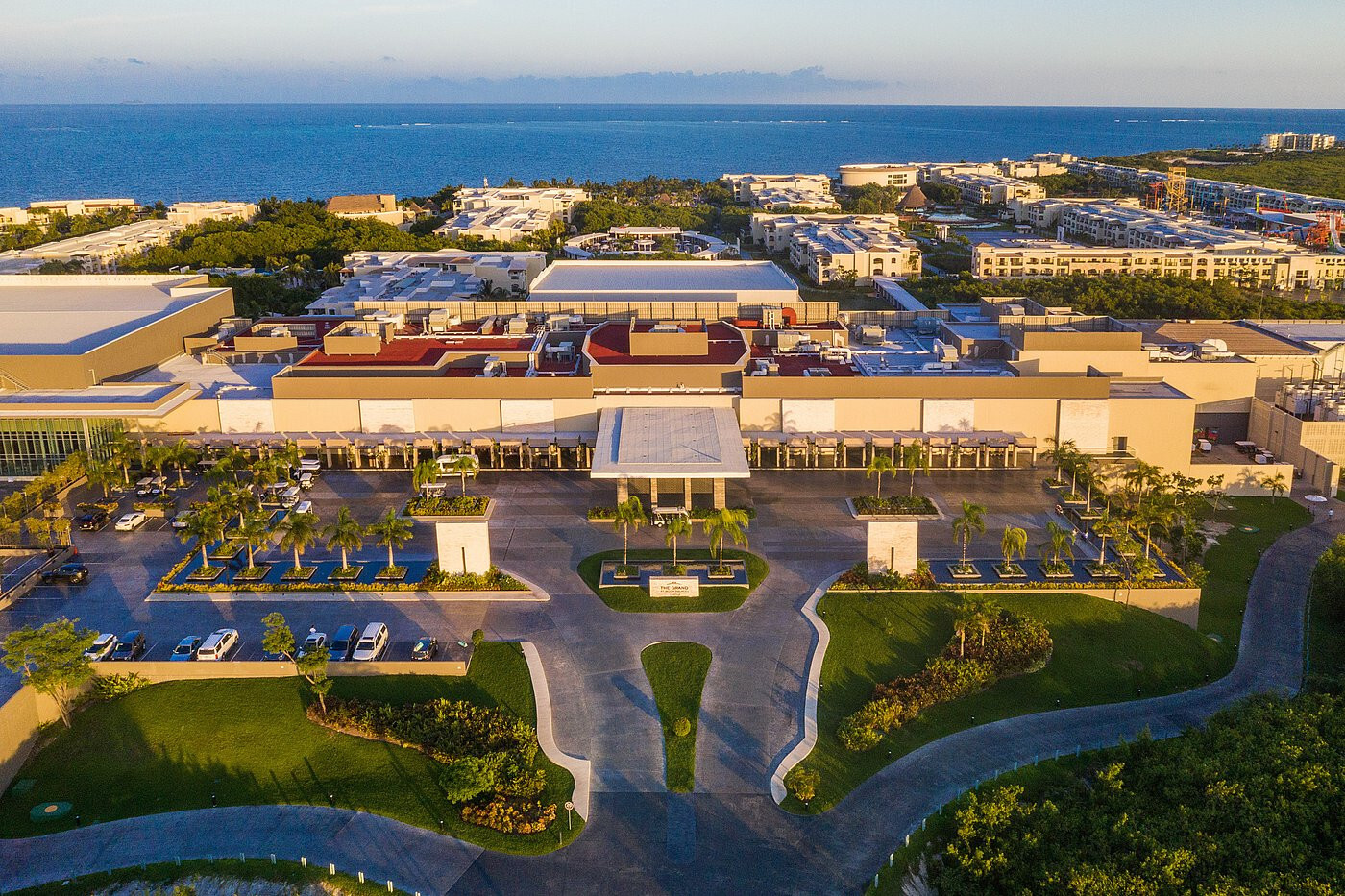 GRAND MOON PALACE CANCUN DIAMOND VIP ELITE ALL INCLUSIVE WEEK