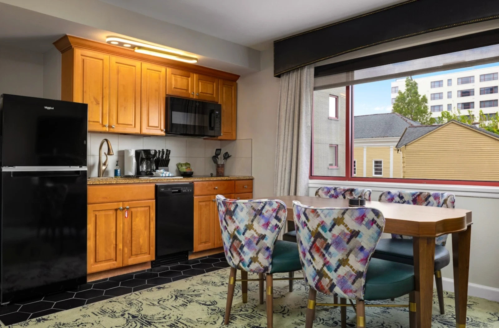 Avenue Plaza Resort ~ New Orleans, LA ~ 1BR/Sleeps 4 ~ 7Nts SEPT/OCT/NOV 2026