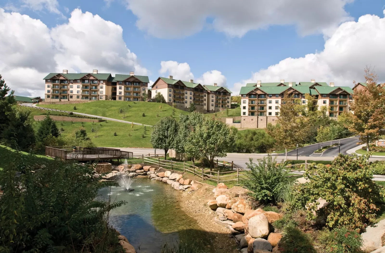 Wyndham Smoky Mountains ~ Sevierville ~ 2BR/Sleeps 8 ~ 7Nts NOV/DEC 2026