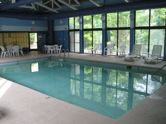 JUNE WEEKS -Laurel Point Resort Smoky Mountains!~ Gatlinburg, TN 2BR/SLPS 6