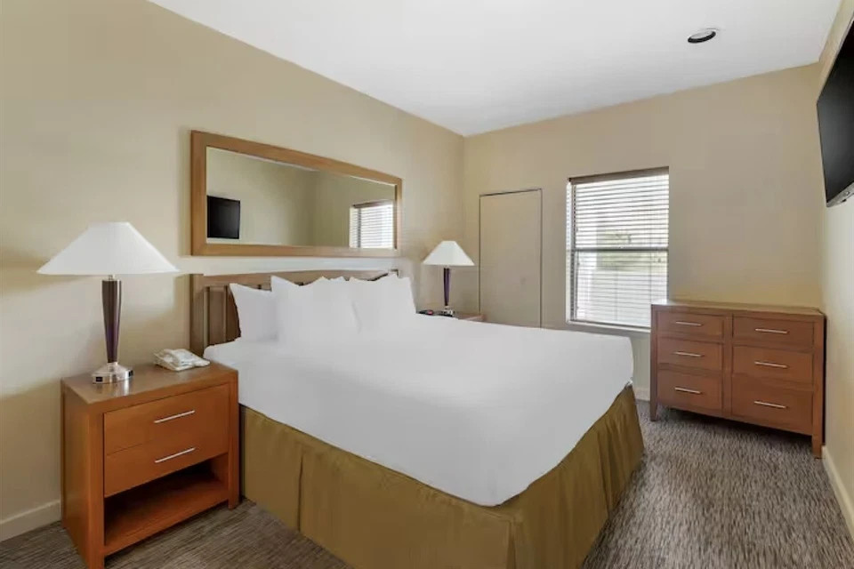 2026 WEEKS 2BR~CANCUN LAS VEGAS Resort~Vegas Condos~SLPS 6