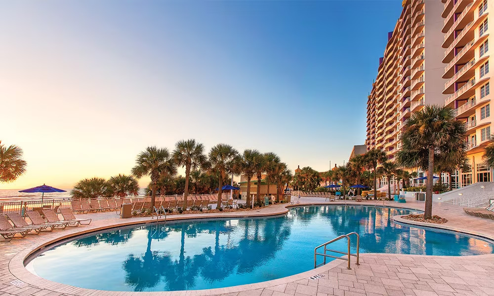 Daytona Beach – Apr -20-25 – HUGE 4 bedroom pres sleeps 12 – Wyndham Ocean Walk