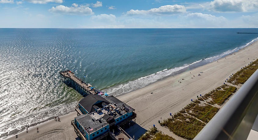 Myrtle Beach SeaGlass Tower Oceanfront Condo 1BR Deluxe Jul 5-9 2026 (4 Avail)