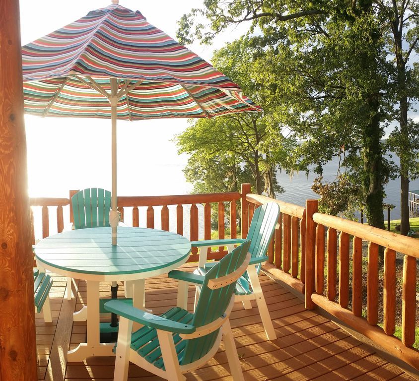 Toledo Bend Lake Cabin – Lakefront, incredible sunsets, fishing, water sports