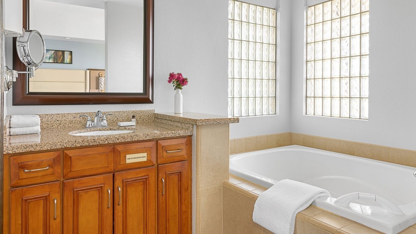 Marriott’s Desert Springs Villas I, Palm Desert, CA Suite Starting at $1290.00