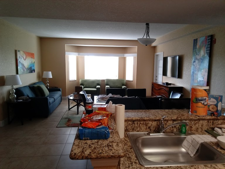 Orlando, Florida – 5 days/4 nights Silver Lake Resort – 2 Bedroom Villa 6 Guests
