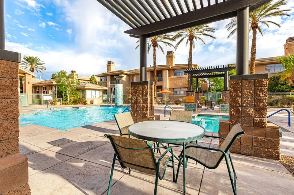 SEPTEMBER OCT WEEKS ~ THE CLIFFS AT PEACE CANYON RESORT~2BR/SLPS 6 VEGAS