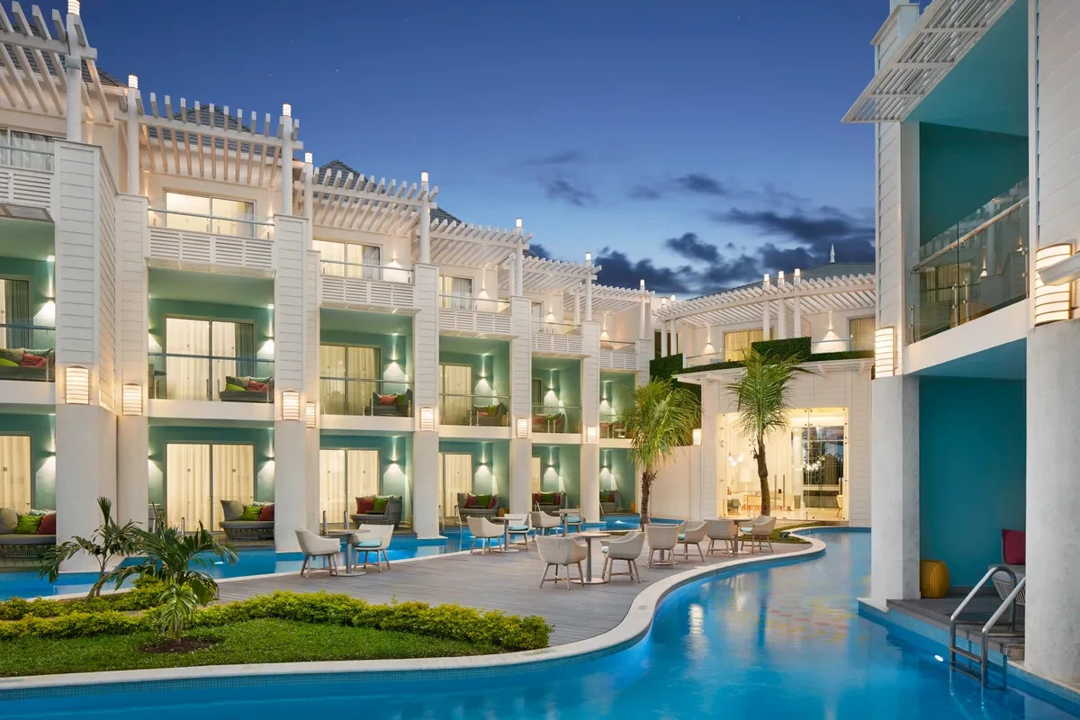 ALL INCLUSIVE Jamaica Christmas Vacation – 7 Nights at Azul Beach Resort Negril