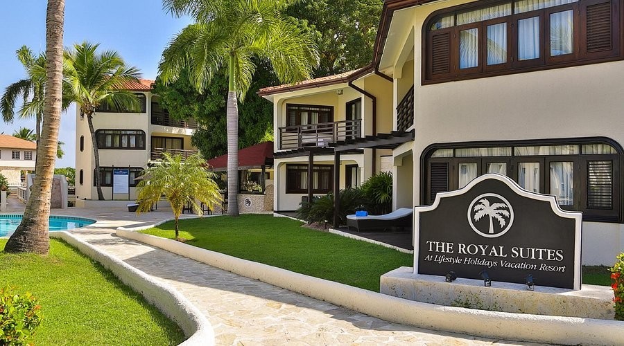 7-Night All-Inclusive Vacation, Royal Suites at Lifestyle Holidays, Puerto Plata