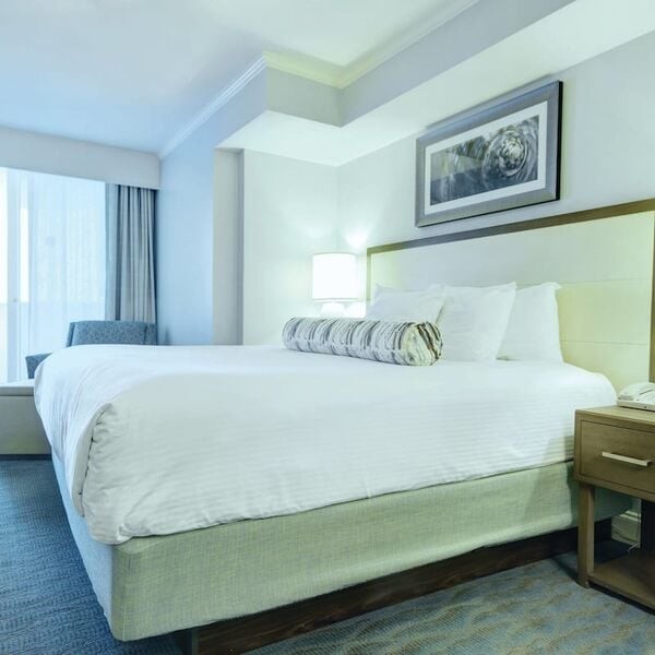 Wyndham Towers on the Grove 2BR Sleeps 8 | Jun 28-Jul 5 2026 | July 4 Wk NMB