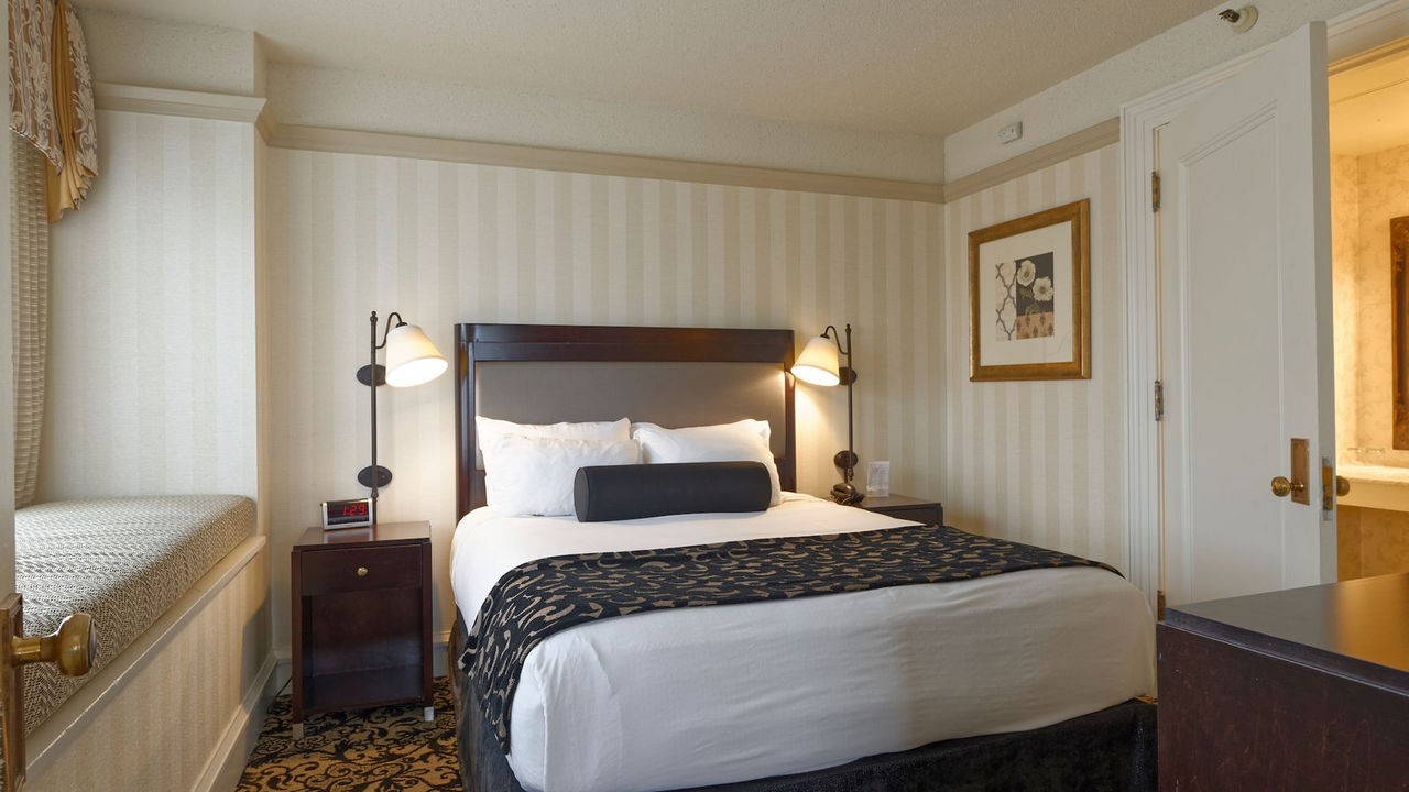 Comic Con rental, Gaslamp Plaza Suites San Diego, July 23-26, 2BR sleeps 6