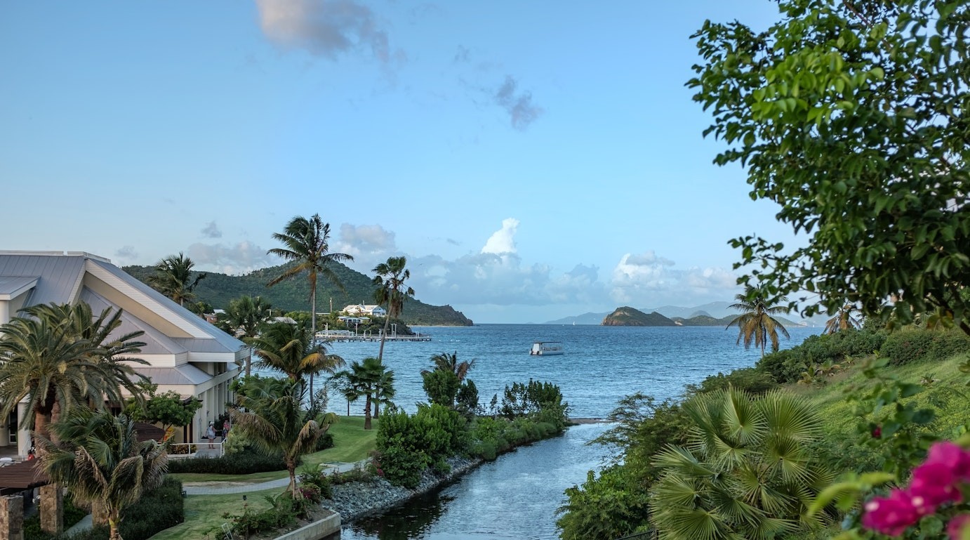 St Thomas Christmas/New Years week Presidential Reserve 1/2 bedrooms Ocean view