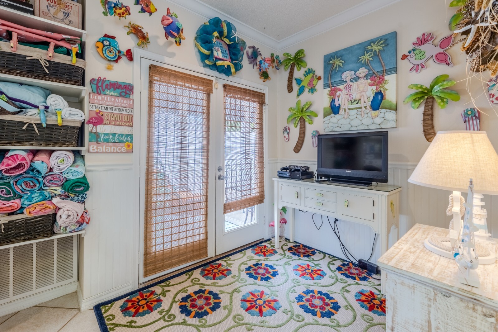 Vacation Rentals Destin FL3 bed, 2 bath private pool golf cart 2 blocks to beach