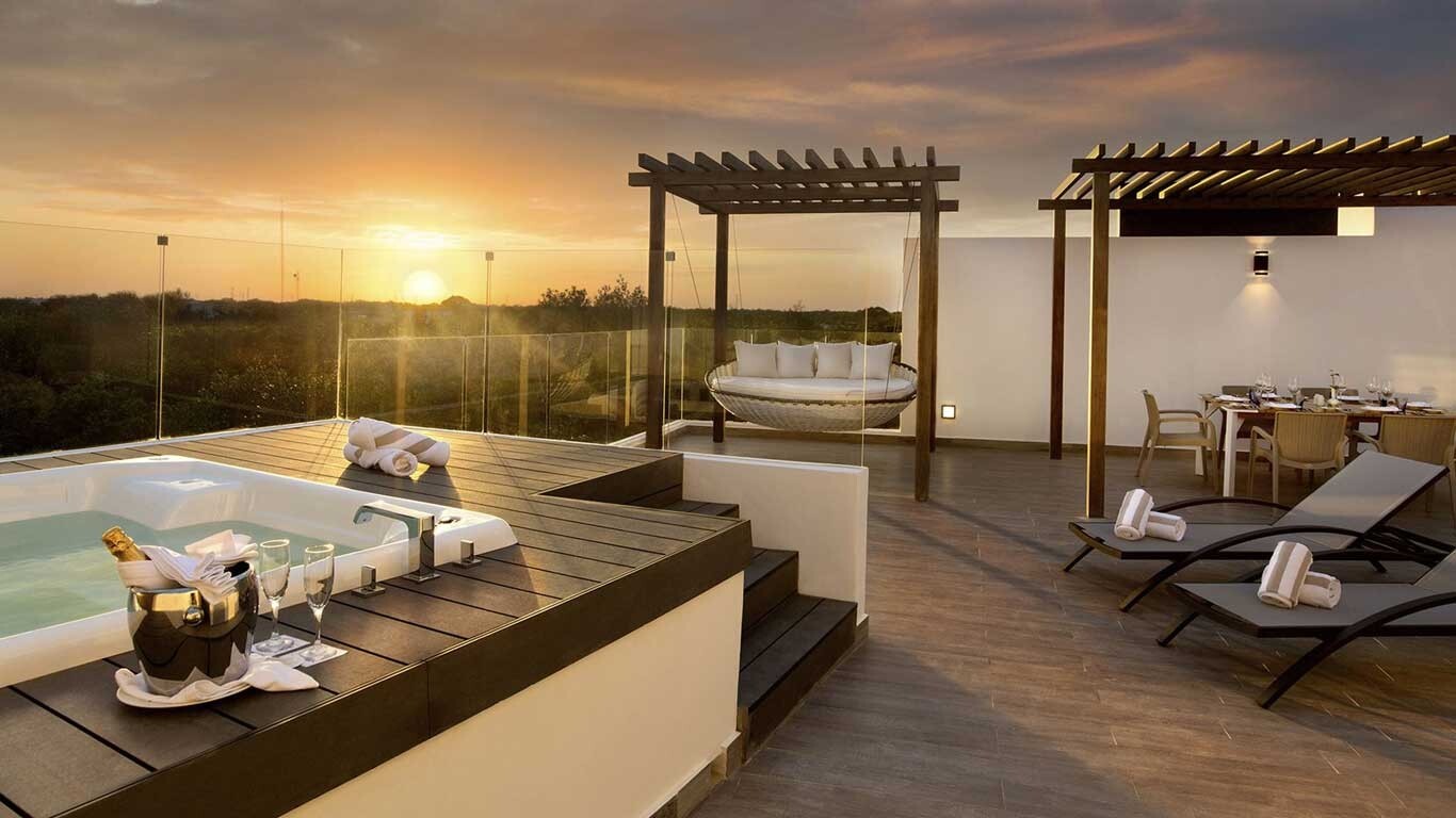Vacation Beachfront Caribbean Resort Large Groups/Best Member Rates 10 Per Room!