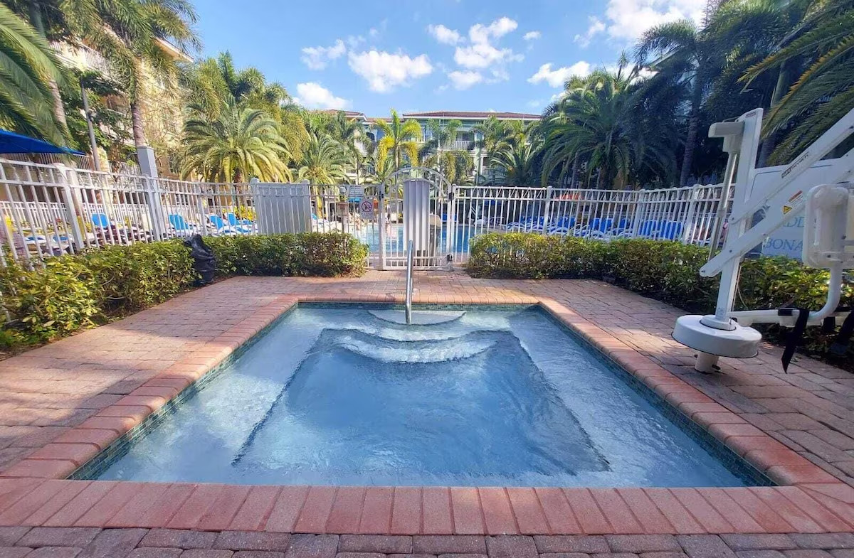 Welcome to Mizner Place at Weston Town Center, Weston, FL