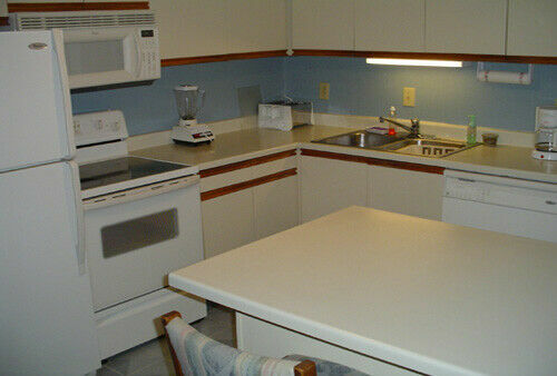 Ocean Front Myrtle Beach Area (Garden City Beach) Condo w/ 2 pools, Washer/Dryer