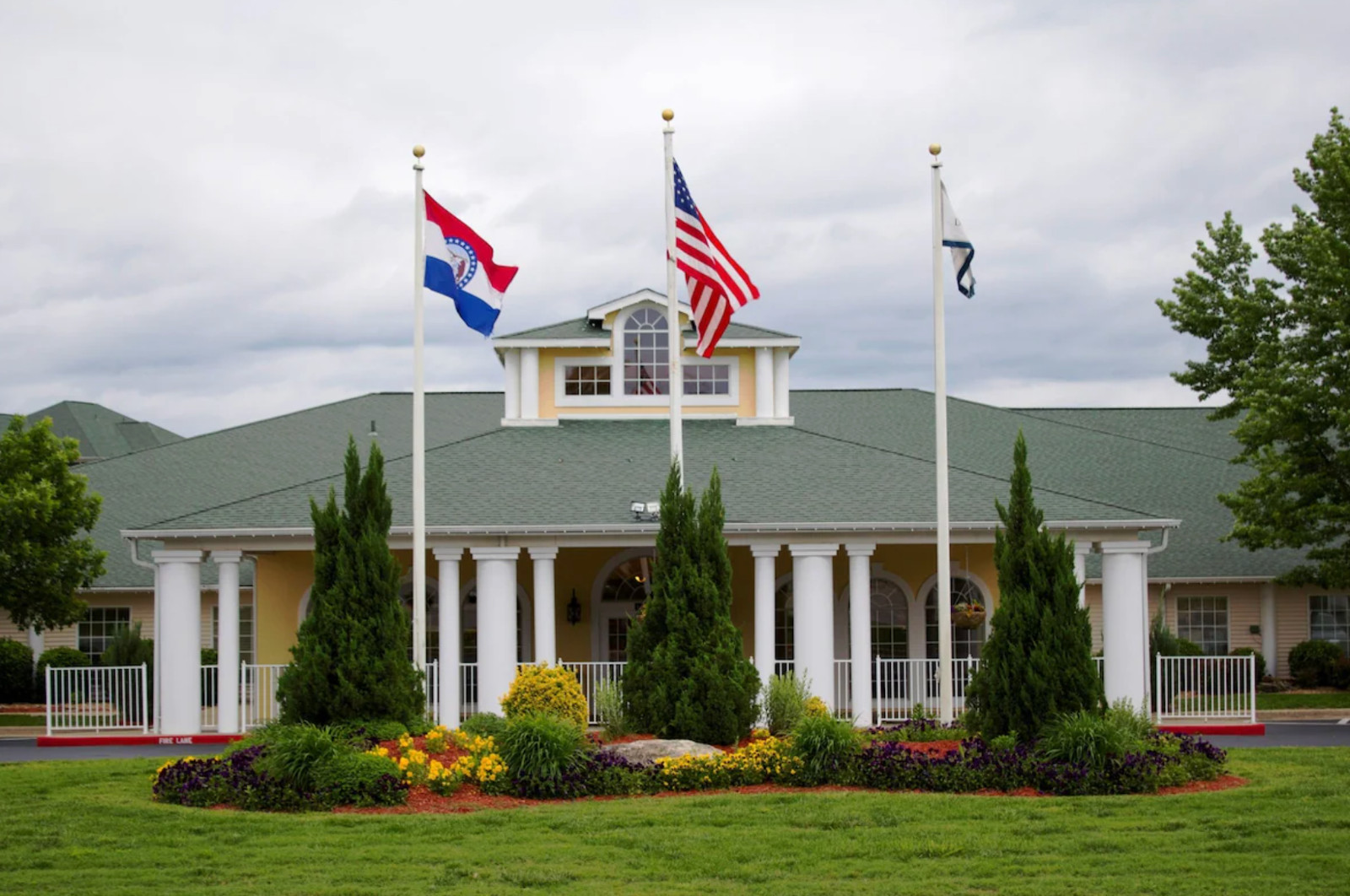 The Suites at Fall Creek ~MO~ Studio Sleeps 2 ~ 7Nts JAN/FEB/MAR/APR/MAY 2026