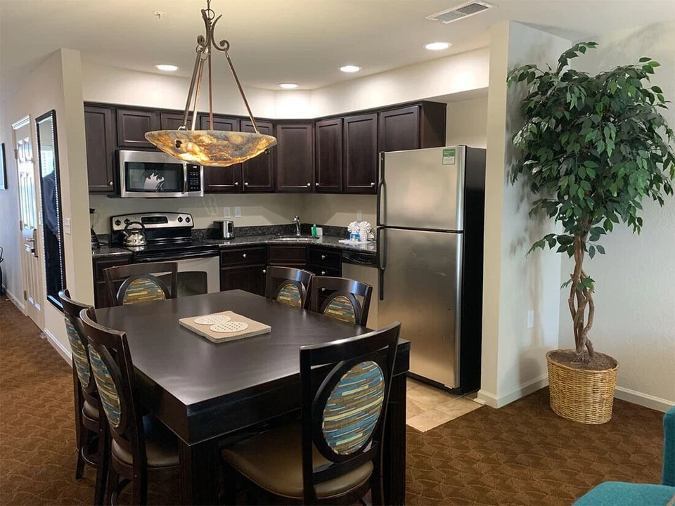 AUGUST WEEKS 2026~The COLONIES AT WILLIAMSBURG~2BR/SLP6 VA~PRICE IS FOR WK!