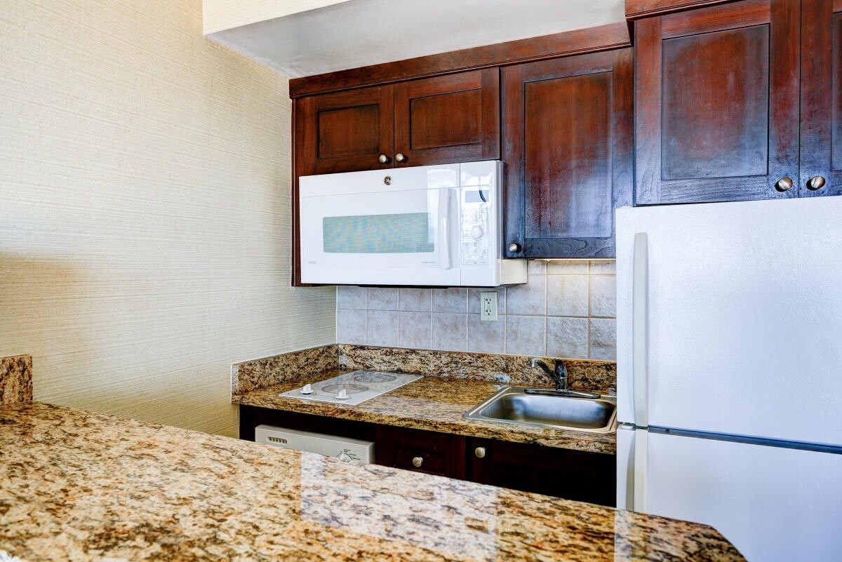 VA BEACH, VA BEACH QUARTERS RESORT: 1Bedroom1bath June 21-June 28 2025 Aquarium