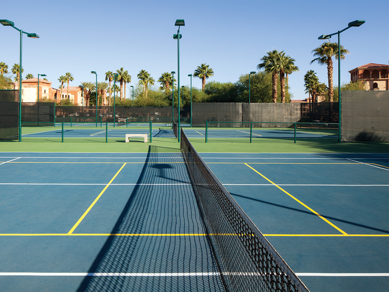 MARRIOTT’S SHADOW RIDGE VILLAGES-Palm Desert-1 BR *June & July DATES* No Tour!