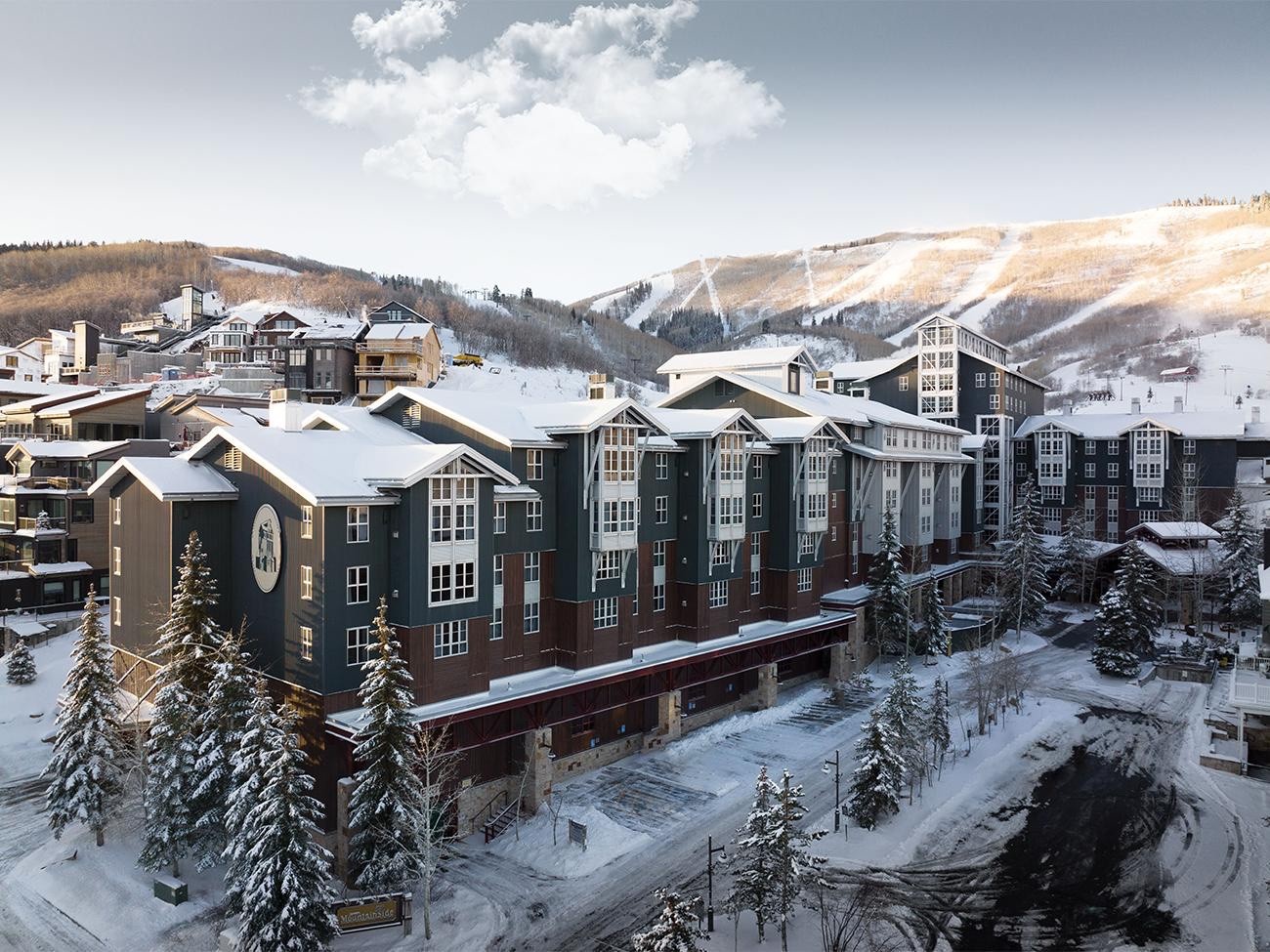 Marriott’s Mountainside – Ski In / Ski Out Studio at Park City, 02/06-02/13/27