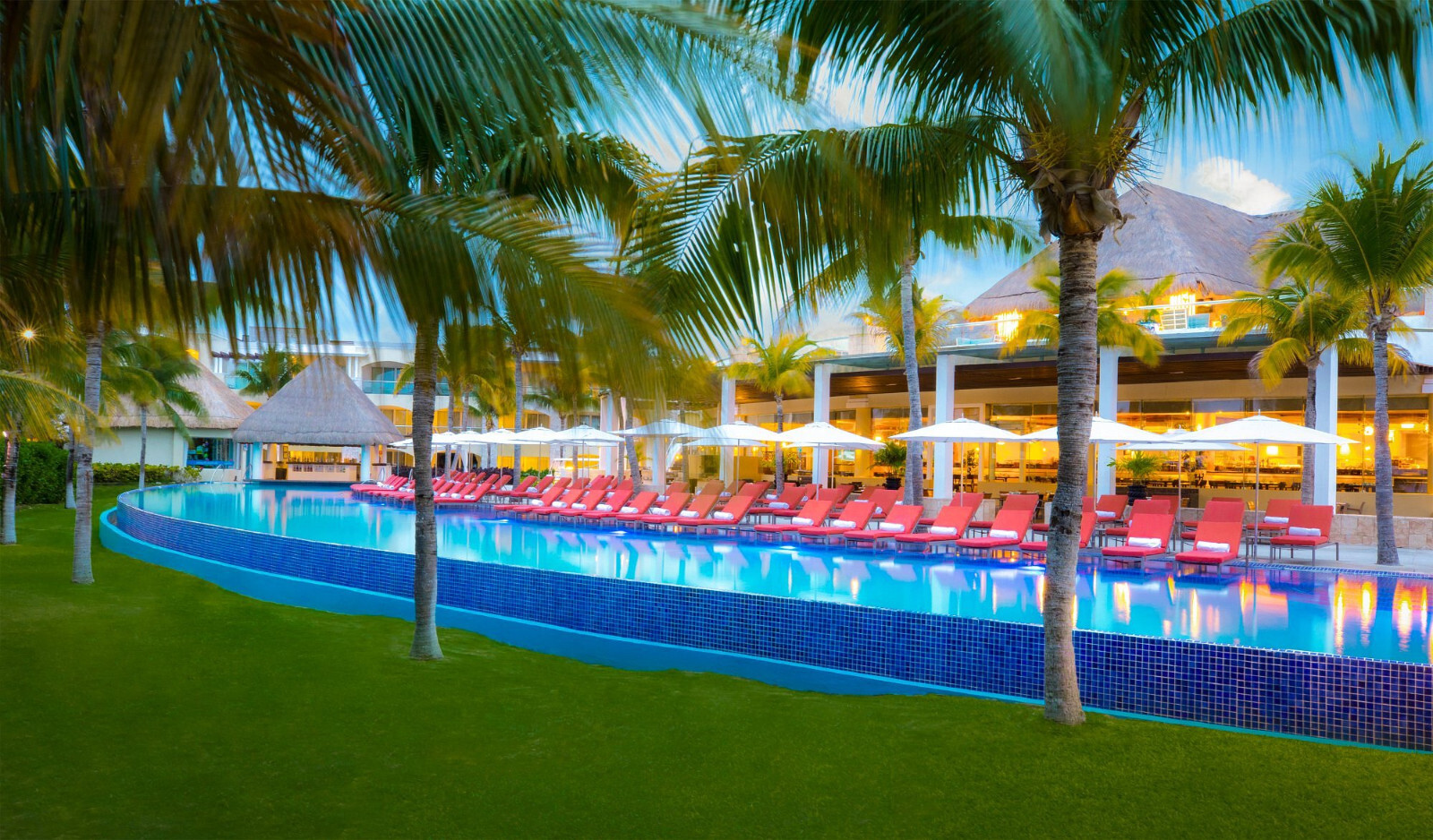 GRAND MOON PALACE CANCUN DIAMOND VIP ELITE ALL INCLUSIVE WEEK