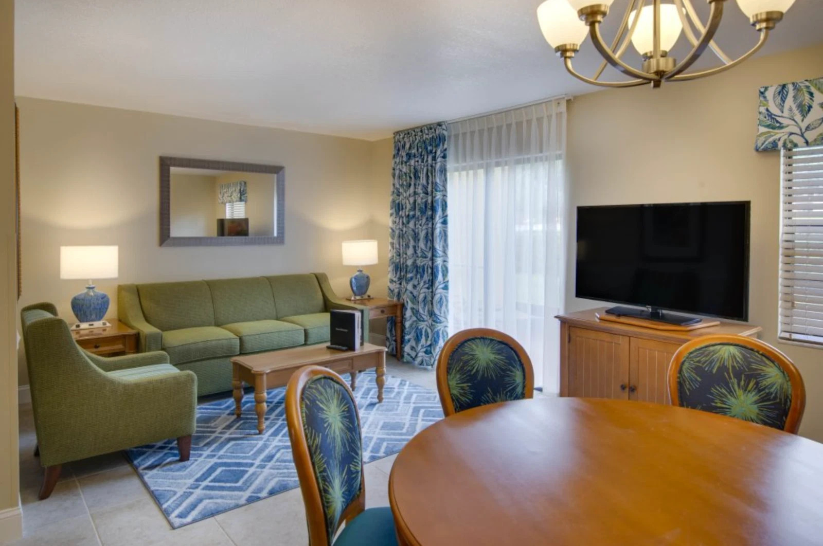 Fantasy World Resort ~ Orlando, FL ~2BR/Sleeps 6 ~7Nts July 4 thru 11, 2026